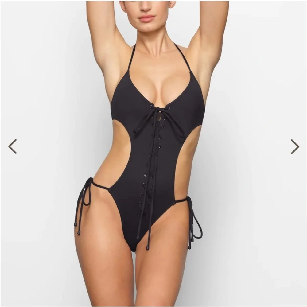 Skims lace up halter monokini onyx one piece swimsuit Large